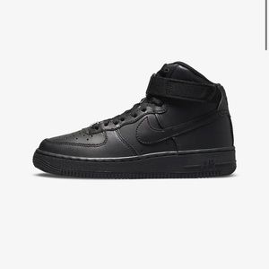 💥JUST IN 💥 AIR FORCE 1 HIGH LE (GS)
